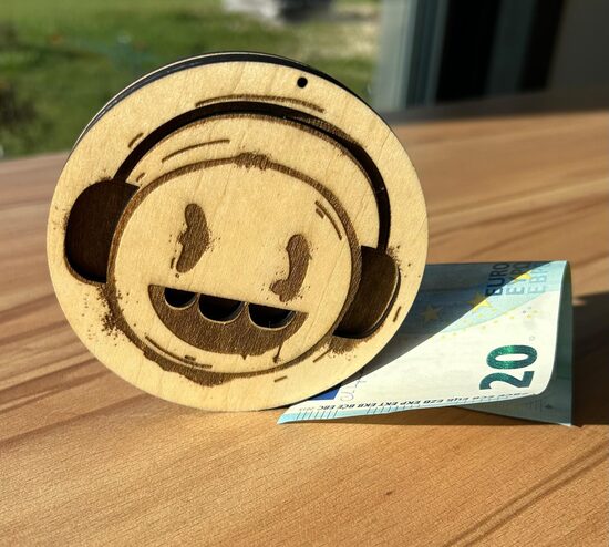 Koka konverts naudas dāvanai - Aplis